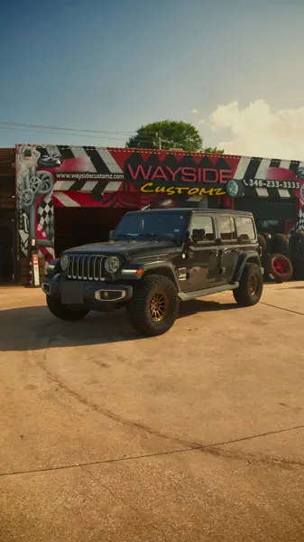 Jeep wrangler &middot; 17" Lock off road wheels
