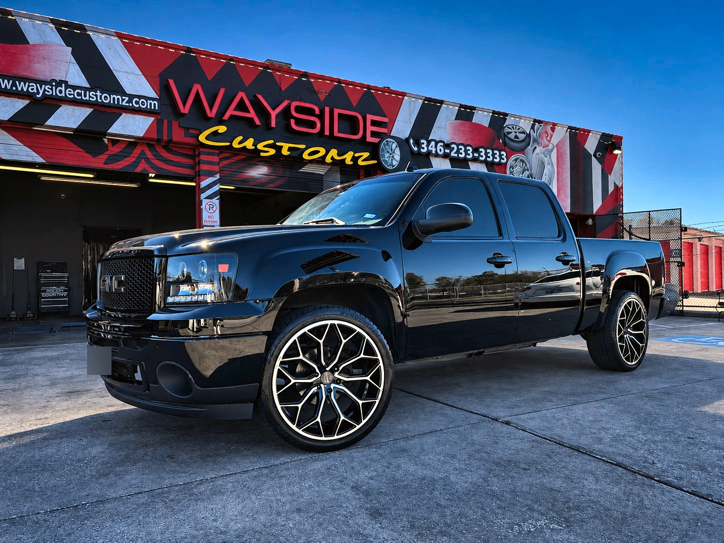 2011 GMC Sierra 1500 &middot; 24" Giovanna wheels