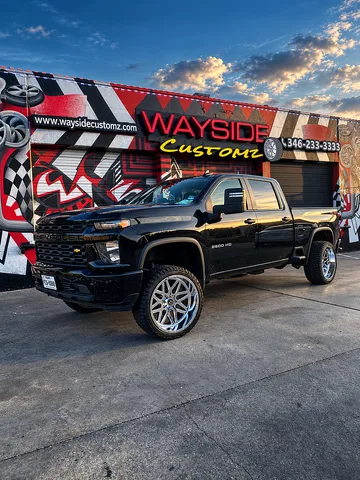 2021 Chevrolet Silverado 1500 &middot; Lift / leveling