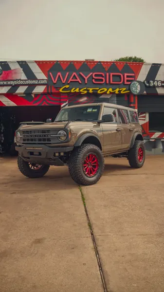 2025 Ford bronco &middot; 20" Vision wheels &middot; Lift / leveling &middot; Accessories