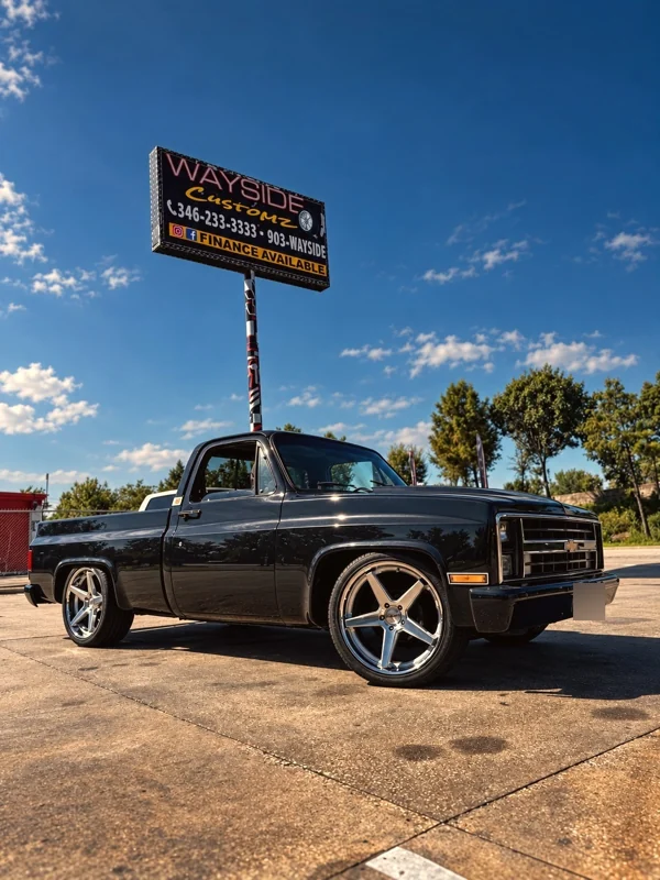 1983 Chevrolet C10 · 22" Ferrada Wheels · 3/5 Belltech Lowering Kit