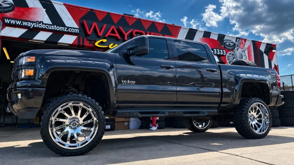 2017 Chevrolet Silverado · 22×12 Hardcore Off-Road Wheels · 6" Rough Country Lift Kit