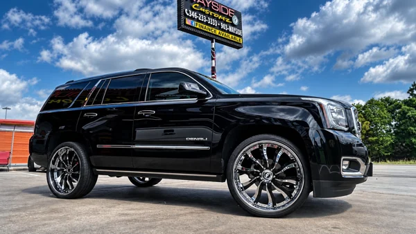 2021 GMC Yukon · 26" Forgiato Wheels
