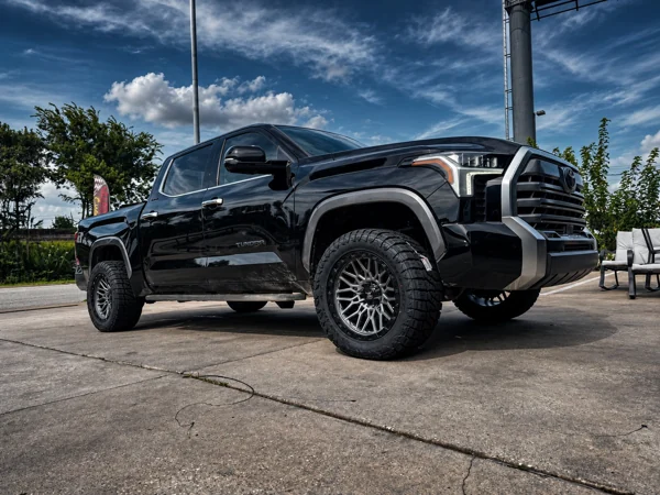 2021 Toyota Tundra · 20" Force Off-Road Wheels · 2.5" Leveling Kit