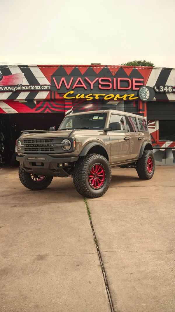 2025 Ford Bronco · 20" Vision Wheels · 3" Rough Country Lift Kit