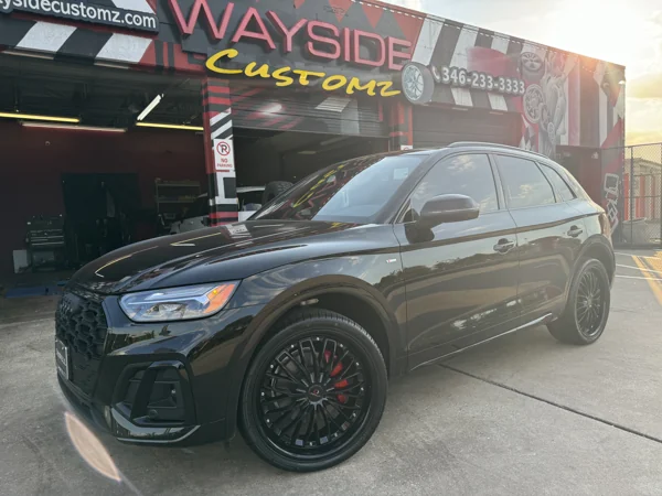 Audi Q5 · 22" Cavallo Wheels