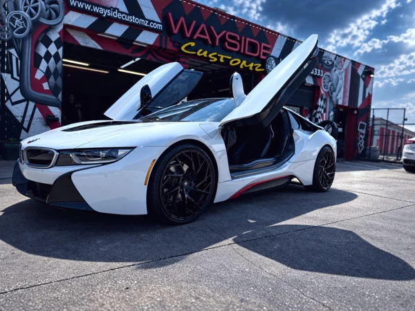BMW i8 · 20" Lexani Wheels