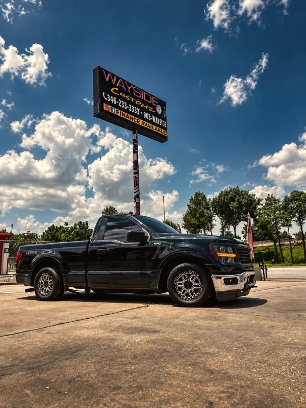 Ford F-150 · 17" Weld Wheels · 3/5 Ridetech Lowering Kit