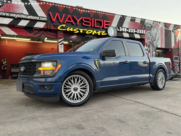 Ford F-150 · 22" Wraith Wheels · 3/5 IHC Lowering Kit