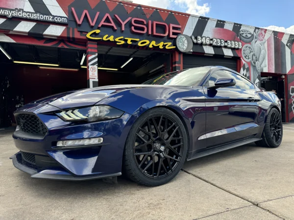 Ford Mustang · 20" Rohana Wheels