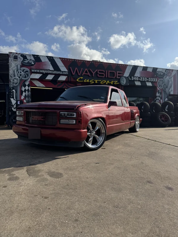 GMC 1500 · 22" American Racing Wheels