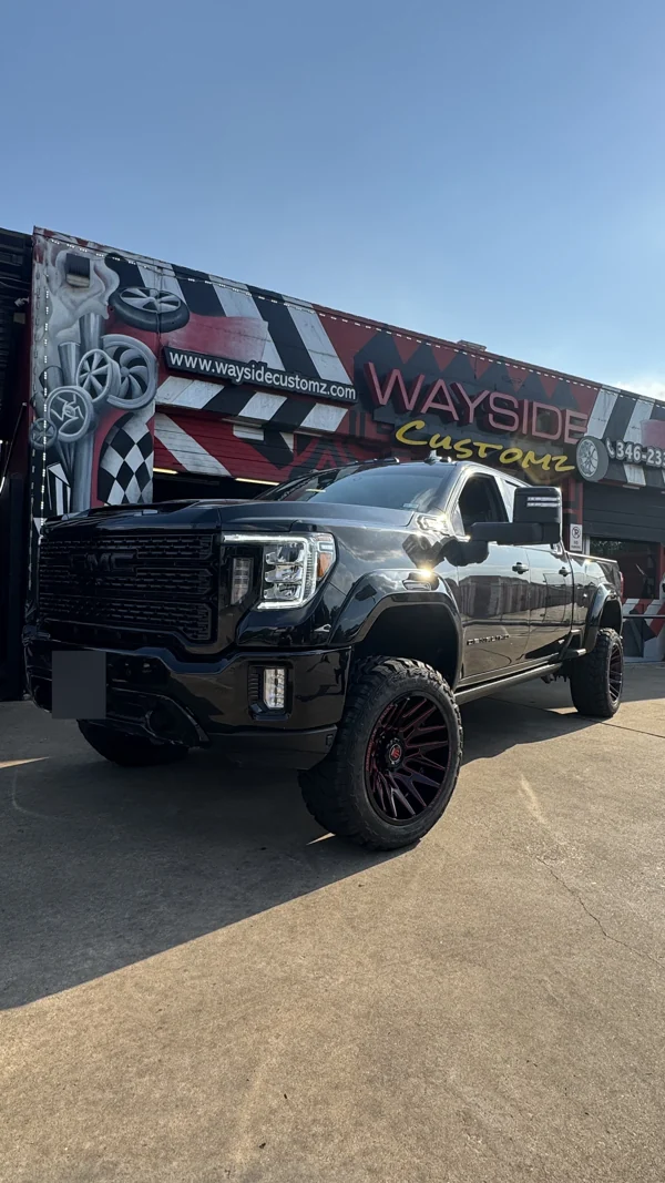 GMC 2500 · 22" American Truxx Wheels · 5" Rough Country Lift Kit