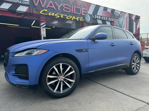 Jaguar F-Pace · Wrap