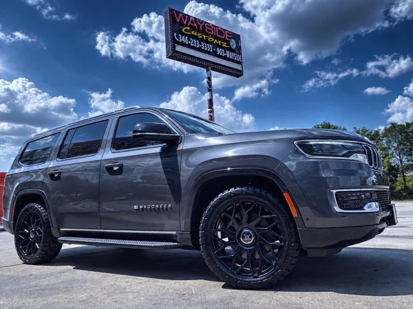 Jeep Wagoneer · 22" Wraith Wheels