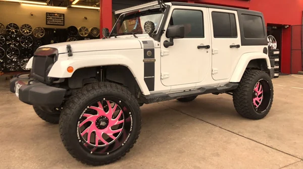 Jeep Wrangler · 22" Wheels · Wrap